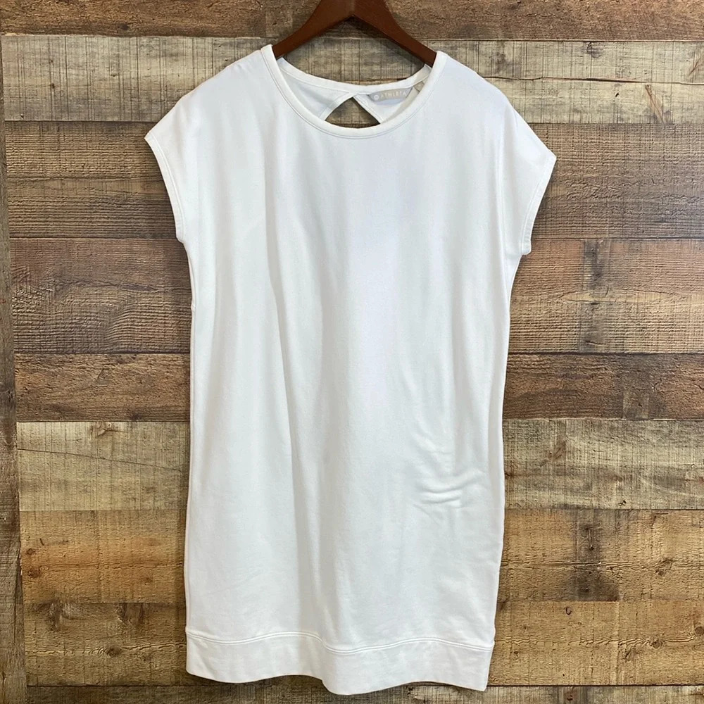 Athleta Cocoon Dress Womens Sz Medium Off White Nylon Short Sleeve Crewneck Mini